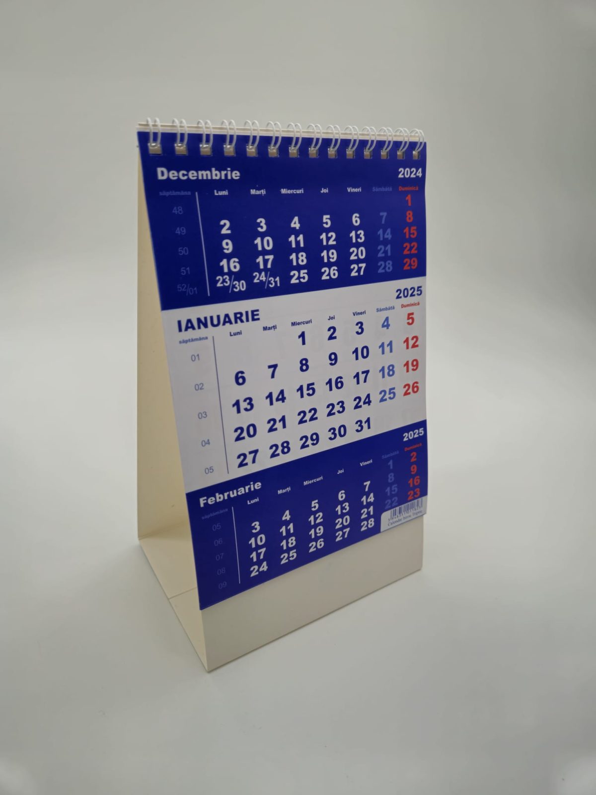 Calendar triptic de birou 2025