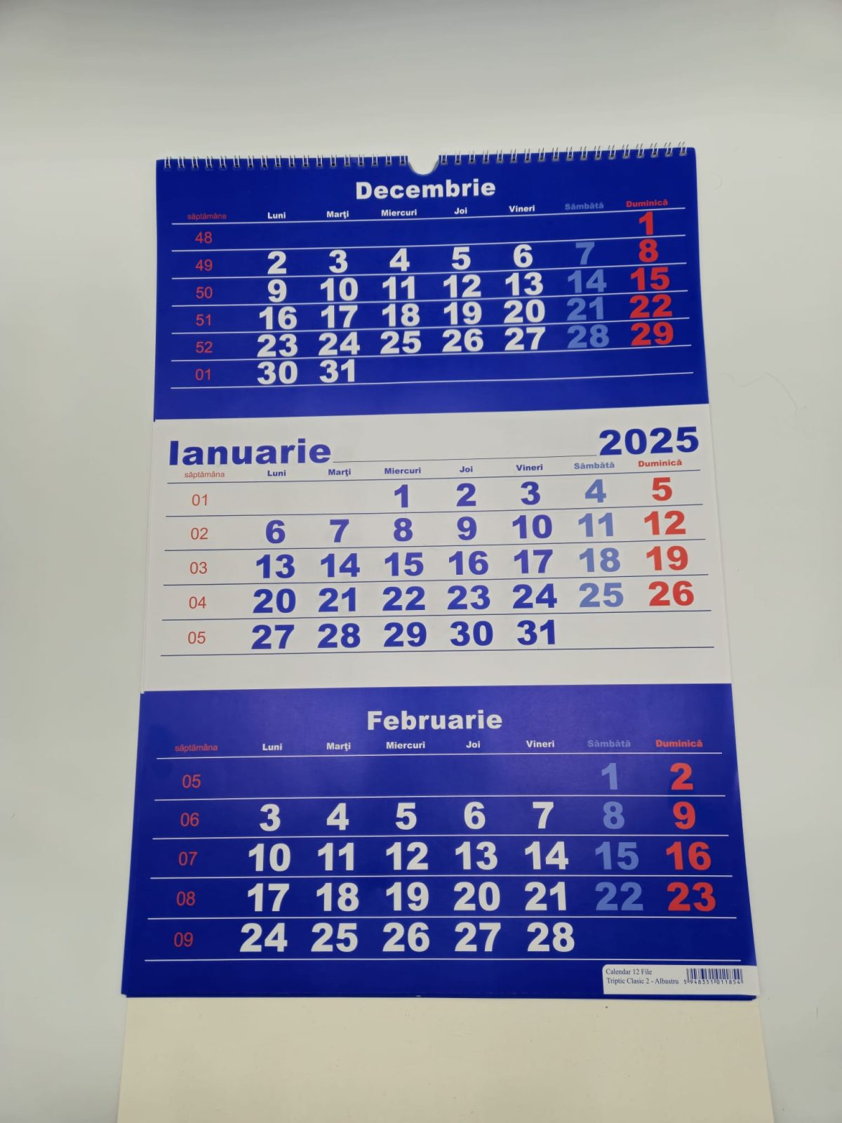 Calendar triptic perete 2025